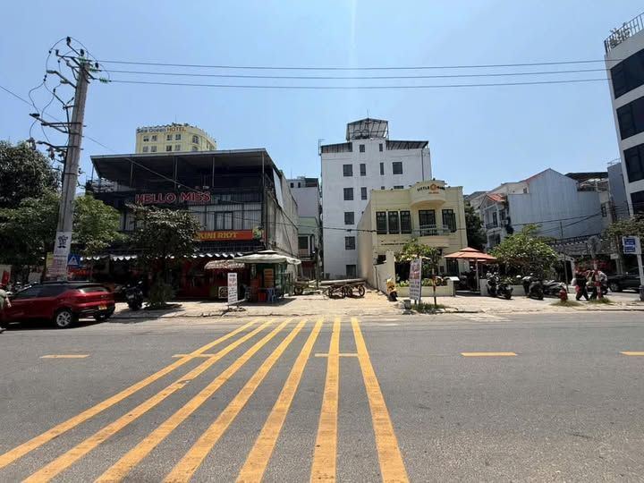 Corner lot for rent on Đỗ Bá, beautiful, bustling area, near the beach, photo 1