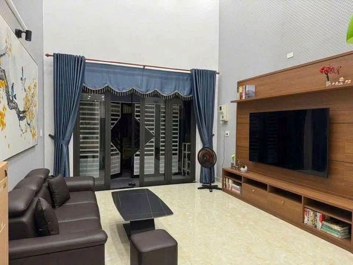 🏡🏡Cho thuê nhà mặt tiền Nại Nghĩa 4 - Nại Hiên Đông - Sơn Trà

📐Diện tích 56m², , photo 1