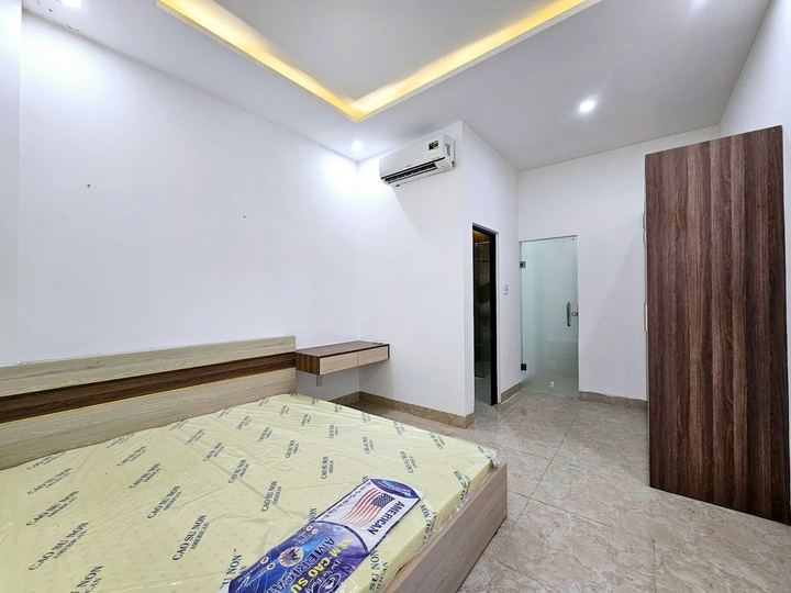 Entire house for rent. Nguyễn Hoàng, Hải Châu. Usable area: 110m². 3 bedrooms. 3 bathrooms. Living, photo 1